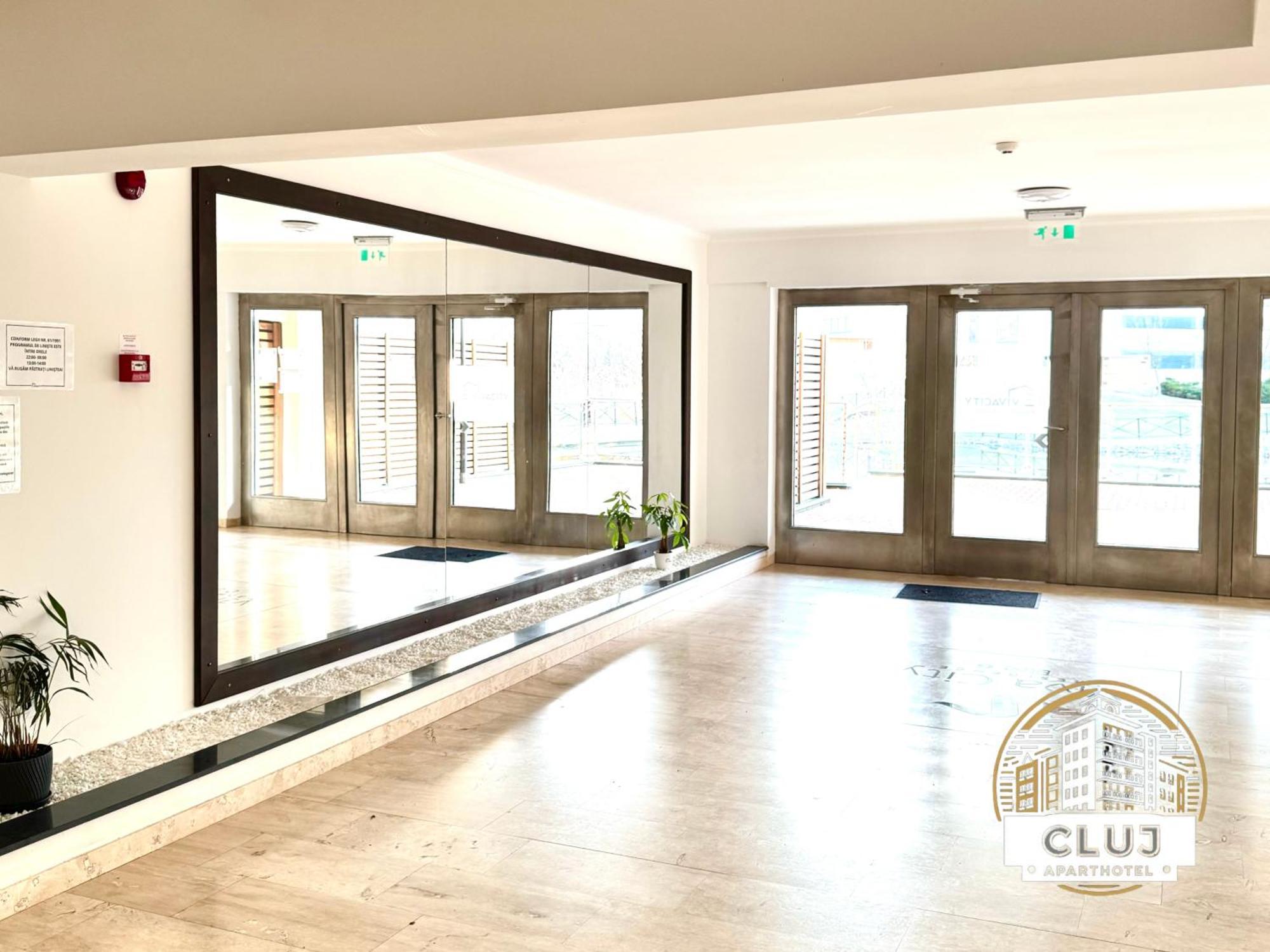 Cluj Aparthotel - Viva City - Экстерьер фото